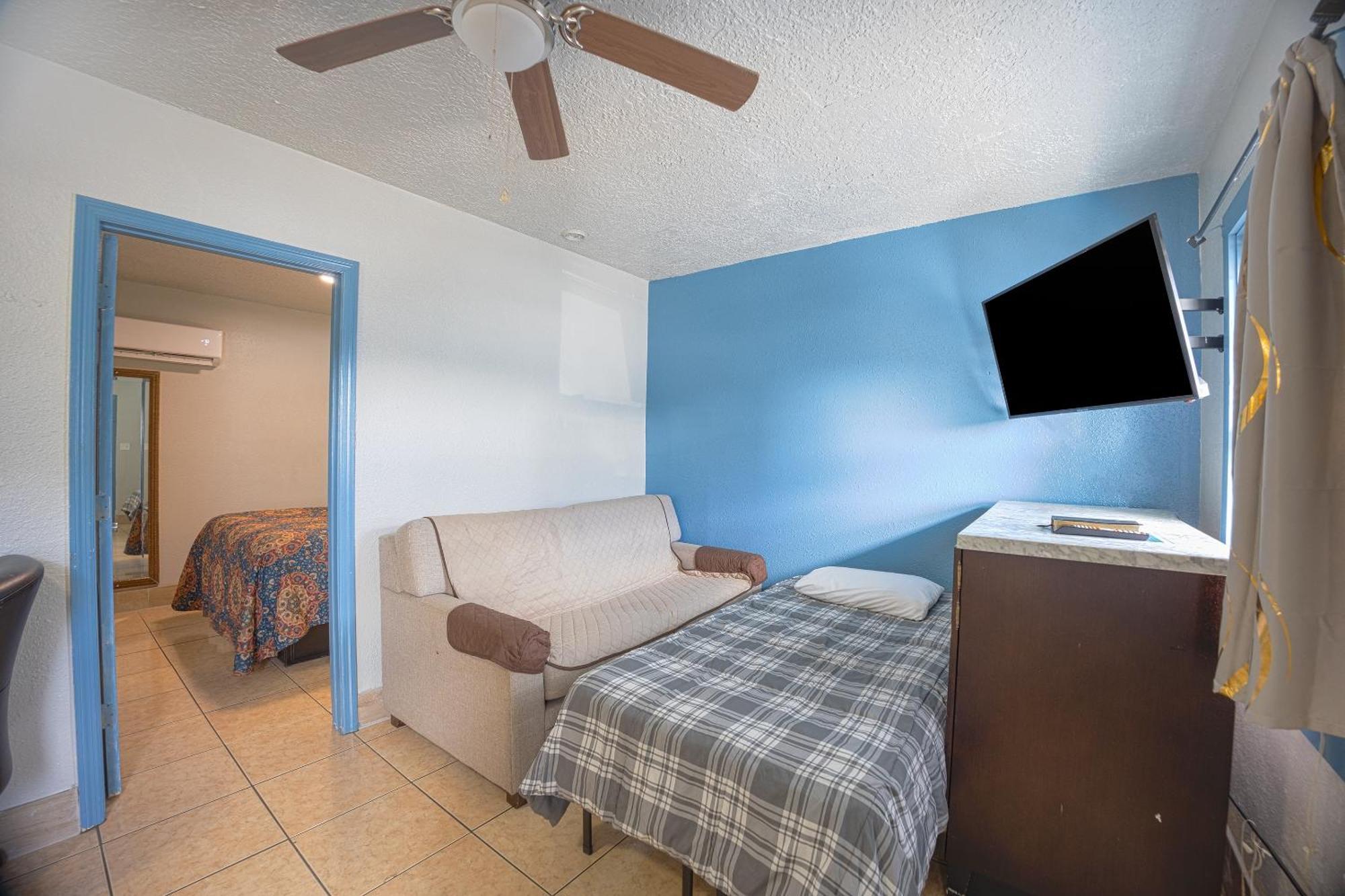 Aladdin Motel By Oyo Merritt Island Экстерьер фото