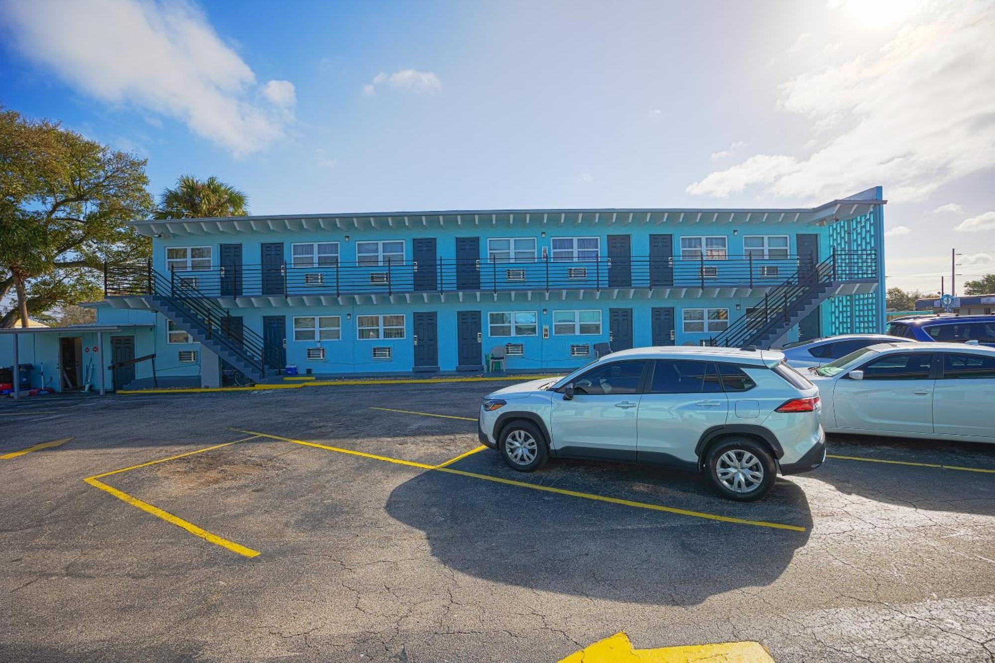 Aladdin Motel By Oyo Merritt Island Экстерьер фото